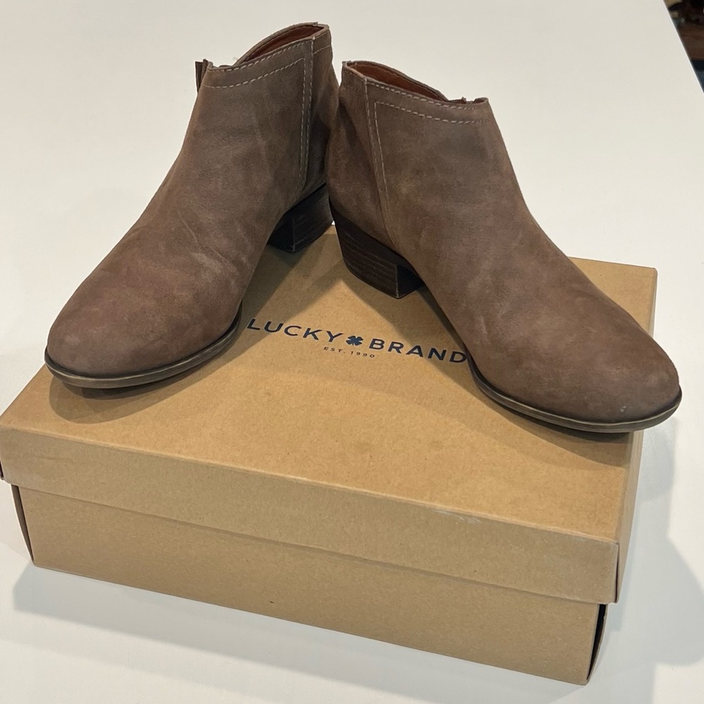 LUCKY BRAND Breilley 2 Asymmetrical Bootie. Women’s Size 8 US. Gently used.